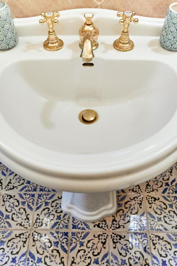 Louis Mary Apartment غالّيبولي المظهر الخارجي الصورة